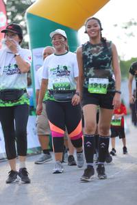 BIB: 1914
                            <button type="button" onclick="openModal(3653834)" class="btn btn-primary btn-sm float-right btn-popup" data-toggle="modal" data-target=".modal-high-quality">
                        <i class="fas fa-shopping-cart"></i> Add to Cart
                    </button>
                                            <button type="button" onclick="isThisMe(3653834, true)" class="btn btn-success btn-sm float-right btn-popup btn-isme hidden" data-toggle="tooltip" data-placement="bottom" title="นี่คือรูปของคุณใช่ไหม คลิกที่นี่เพื่อเอาเข้าอัลบั้ม">
                        <i class="fas fa-plus"></i> Add to album
                    </button>
                    <button type="button" onclick="isThisMe(3653834, false)" class="btn btn-warning btn-sm float-right btn-popup btn-isnotme hidden">
                        <i class="fas fa-ban"></i> Remove from album
                    </button>